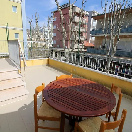 Lejlighed 22 Trilocale Vicino Al Mare